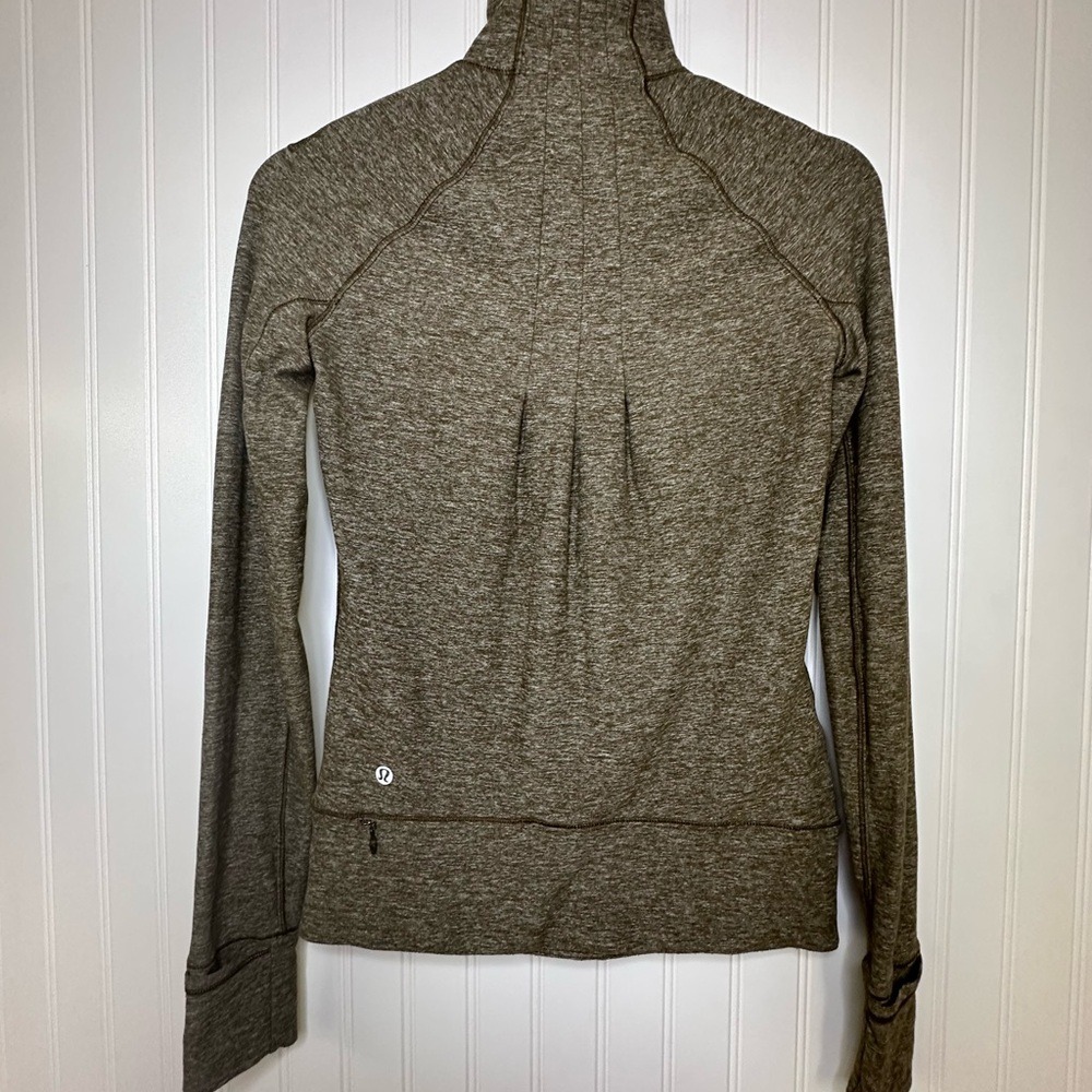 Lululemon Women's Heathered Military Green Rush Hour 1/2 Zip Size 2 - Picture 9 of 16